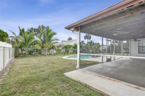 65 W Palm Drive Margate FL 33063