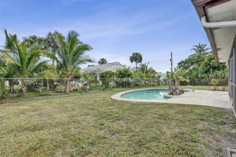 65 W Palm Drive Margate FL 33063