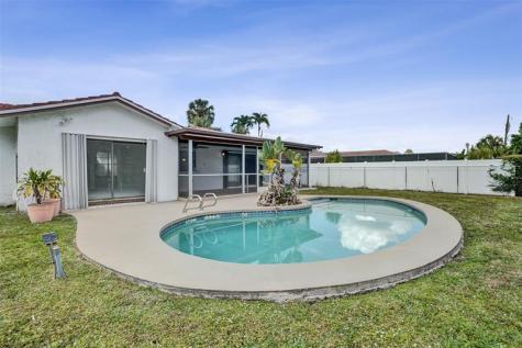 65 W Palm Drive Margate FL 33063