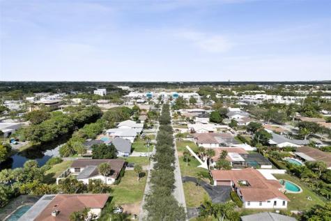 65 W Palm Drive Margate FL 33063