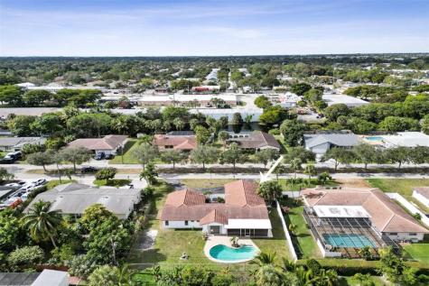 65 W Palm Drive Margate FL 33063