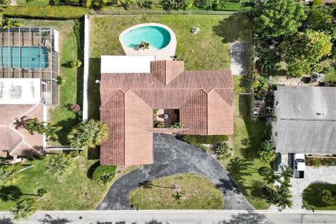 65 W Palm Drive Margate FL 33063