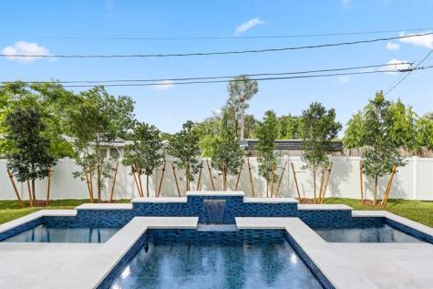 2015 NE 4th Avenue Wilton Manors FL 33305