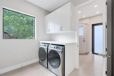 2015 NE 4th Avenue Wilton Manors FL 33305
