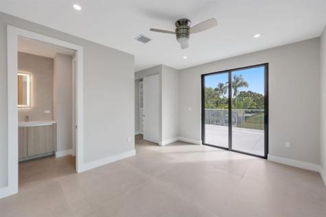 2015 NE 4th Avenue Wilton Manors FL 33305
