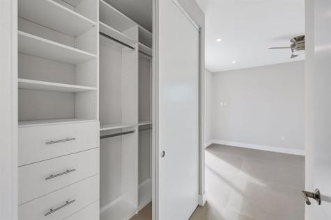 2015 NE 4th Avenue Wilton Manors FL 33305