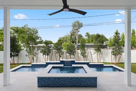 2015 NE 4th Avenue Wilton Manors FL 33305