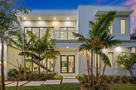 2015 NE 4th Avenue Wilton Manors FL 33305