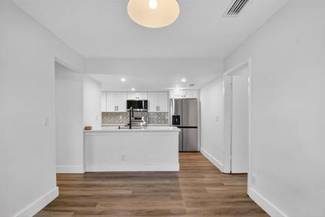 5843 Thisledown Court West Palm Beach FL 33415