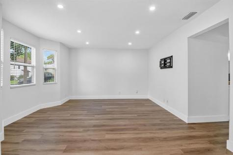5843 Thisledown Court West Palm Beach FL 33415