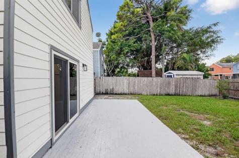 5843 Thisledown Court West Palm Beach FL 33415
