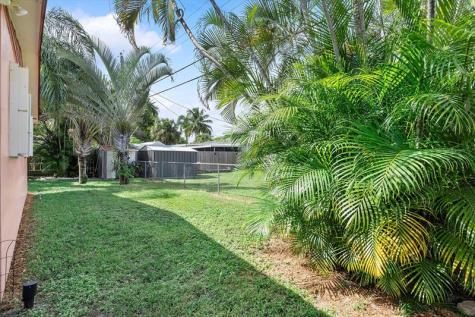 3241 SW 23rd Court Fort Lauderdale FL 33312