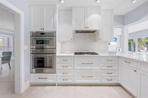 2330 NE 35th Street Lighthouse Point FL 33064