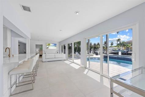 2330 NE 35th Street Lighthouse Point FL 33064