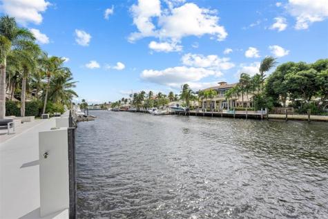2330 NE 35th Street Lighthouse Point FL 33064