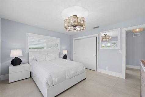 2330 NE 35th Street Lighthouse Point FL 33064