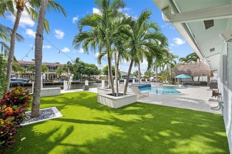 2330 NE 35th Street Lighthouse Point FL 33064