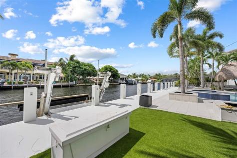 2330 NE 35th Street Lighthouse Point FL 33064