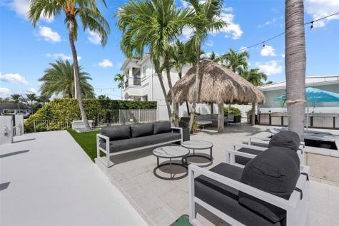 2330 NE 35th Street Lighthouse Point FL 33064