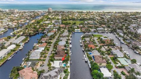 2330 NE 35th Street Lighthouse Point FL 33064