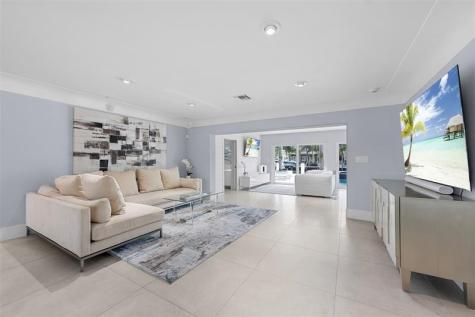 2330 NE 35th Street Lighthouse Point FL 33064