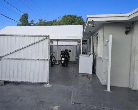 3500 NW 12th Street Miami FL 33125