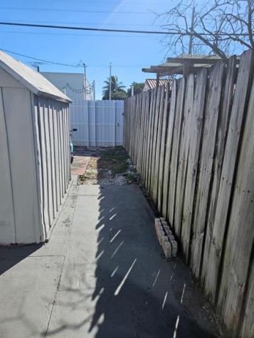 3500 NW 12th Street Miami FL 33125