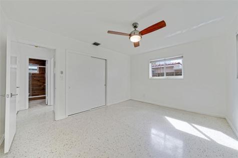 615 N 32nd Avenue Hollywood FL 33021