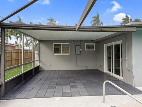615 N 32nd Avenue Hollywood FL 33021