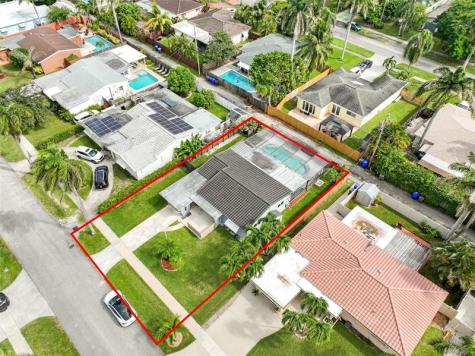 615 N 32nd Avenue Hollywood FL 33021