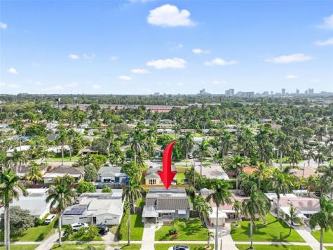 615 N 32nd Avenue Hollywood FL 33021