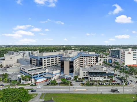 615 N 32nd Avenue Hollywood FL 33021