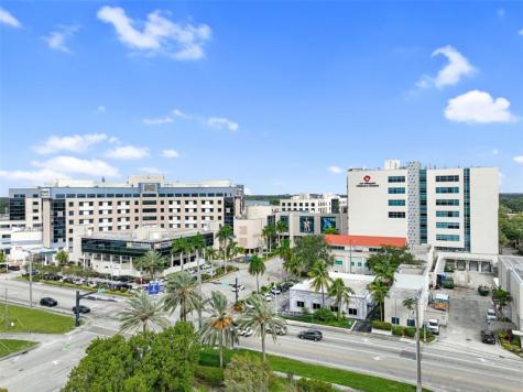 615 N 32nd Avenue Hollywood FL 33021