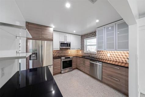 615 N 32nd Avenue Hollywood FL 33021