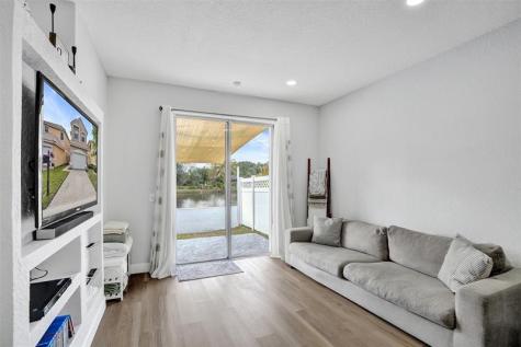 9814 NW 1st Manor Coral Springs FL 33071