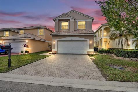 9814 NW 1st Manor Coral Springs FL 33071