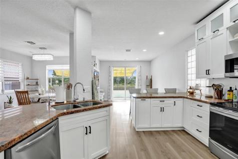 9814 NW 1st Manor Coral Springs FL 33071