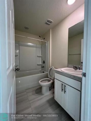 1714 SW Haylake Avenue Port St Lucie FL 34953