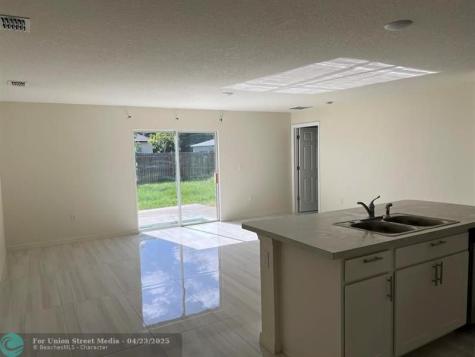 1714 SW Haylake Avenue Port St Lucie FL 34953