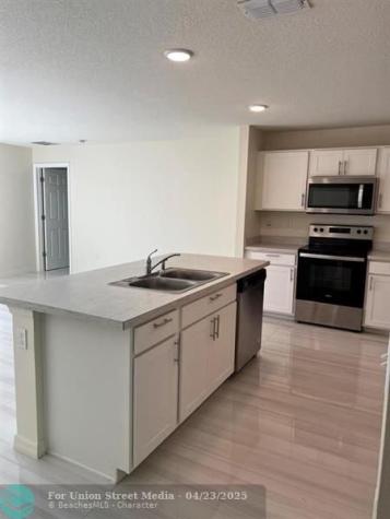 1714 SW Haylake Avenue Port St Lucie FL 34953
