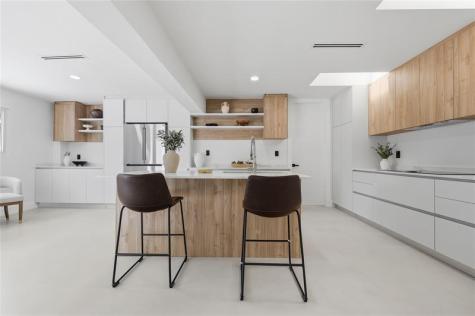 1850 NE 197th Terrace Miami FL 33179