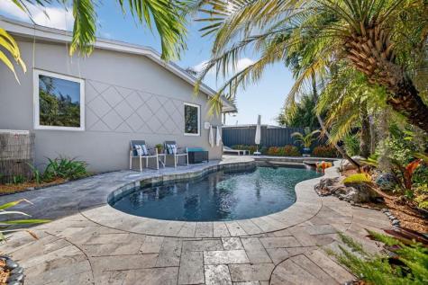 1510 NE 39th Street Oakland Park FL 33334