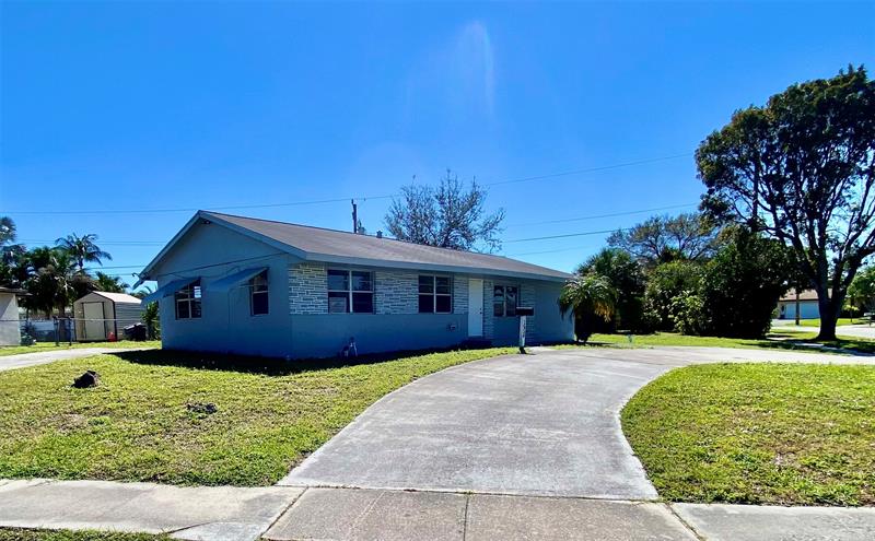1654 43RD Street West Palm Beach FL 33407