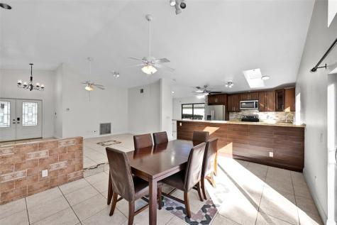 11136 NW 1st Place Coral Springs FL 33071