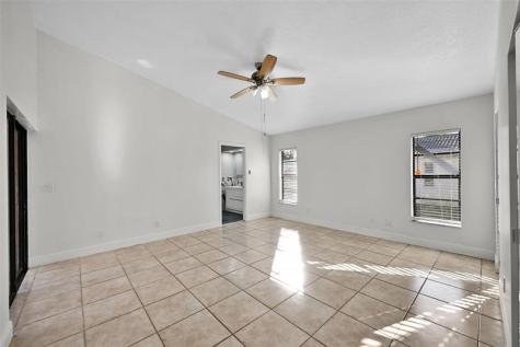 11136 NW 1st Place Coral Springs FL 33071