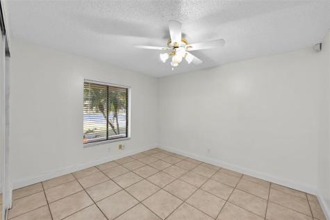 11136 NW 1st Place Coral Springs FL 33071