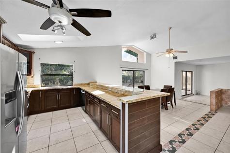 11136 NW 1st Place Coral Springs FL 33071
