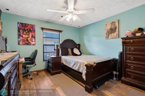 886 SE Odonnell Lane Port St Lucie FL 34983