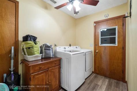 886 SE Odonnell Lane Port St Lucie FL 34983