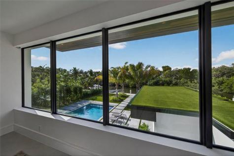 119 N Gordon Road Fort Lauderdale FL 33301